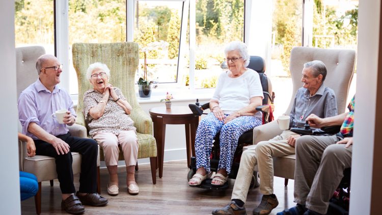 Retirement Home vs Nursing Home